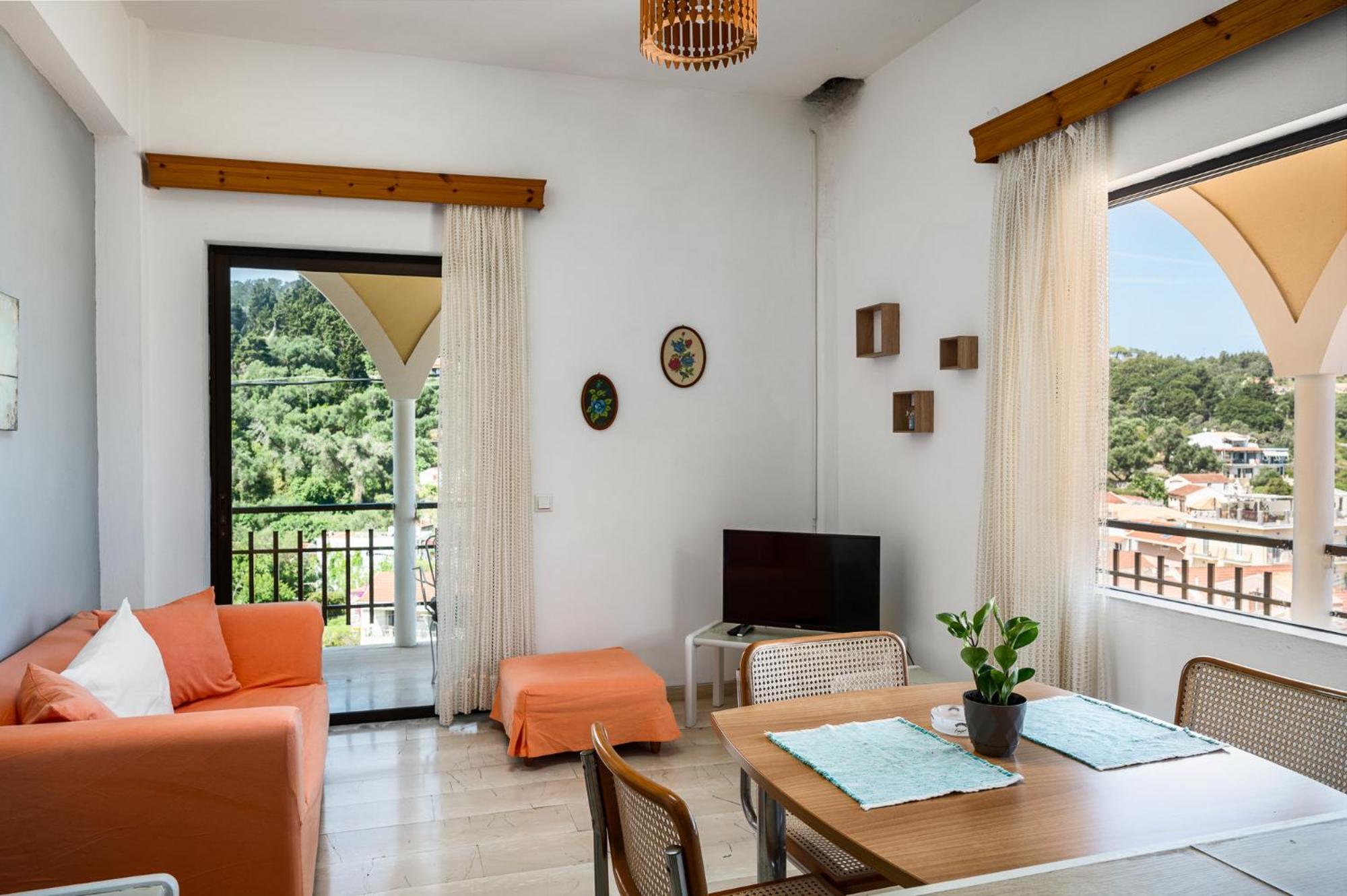 Agaloula Centrally Located Apartments, Lakka Екстер'єр фото